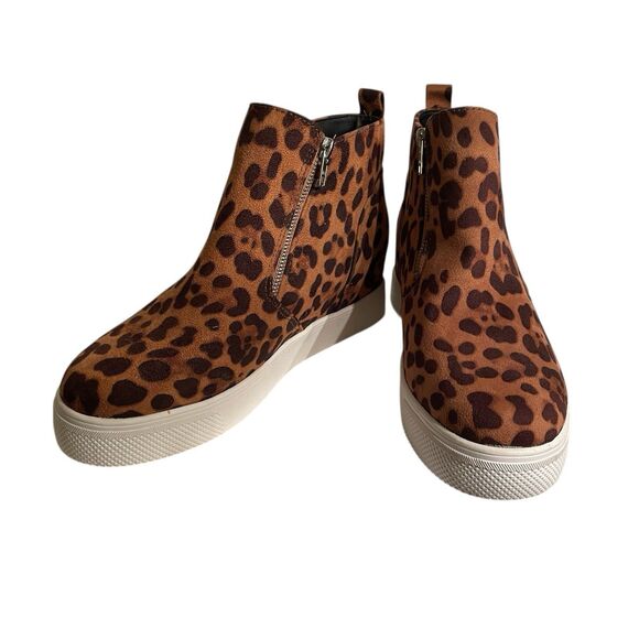Time And True Women’s Leopard Print Ankle Boots With Side Zippers Size 9W - Picture 1 of 15